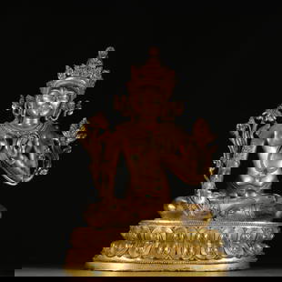 A beautiful bronze gilt statue of Tara: Exquisite bronze gilt Tara statue Size: H:28cm W:18cm W:2904.9g (The Dimensions Of All Batches Are Manually Measured.If You Need More Detailed Information, Please Contact Our Customer Service Before B