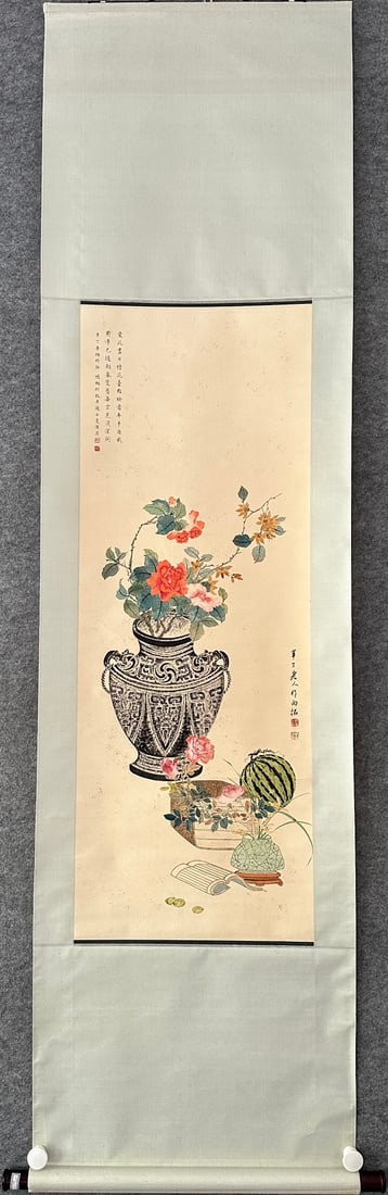 A Qing courtesy of Lu Xiaoman and Chen Banding: Photo courtesy of Lu Xiaoman and Chen Banding Size: Painting core:118x44cm (The Dimensions Of All Batches Are Manually Measured.If You Need More Detailed Information, Please Contact Our Customer Servi