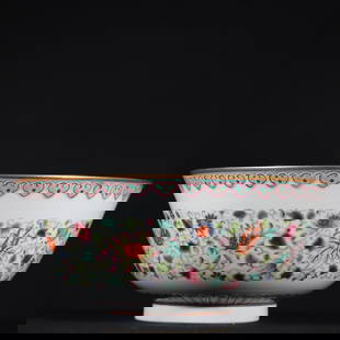 A pastel flower bowl made in the Qianlong period of the Qing Dynasty: A pastel flower bowl made in the Qianlong period of the Qing Dynasty Size: H:9.2cm W:20cm (The Dimensions Of All Batches Are Manually Measured.If You Need More Detailed Information, Please Contact Our