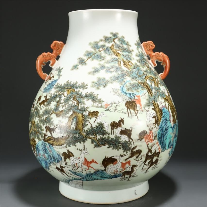 A beautiful pastel amphora: Exquisite pastel amphora deer SIZE: H:46.2cm W:35cm (The Dimensions Of All Batches Are Manually Measured.If You Need More Detailed Information, Please Contact Our Customer Service Before Bidding.)
