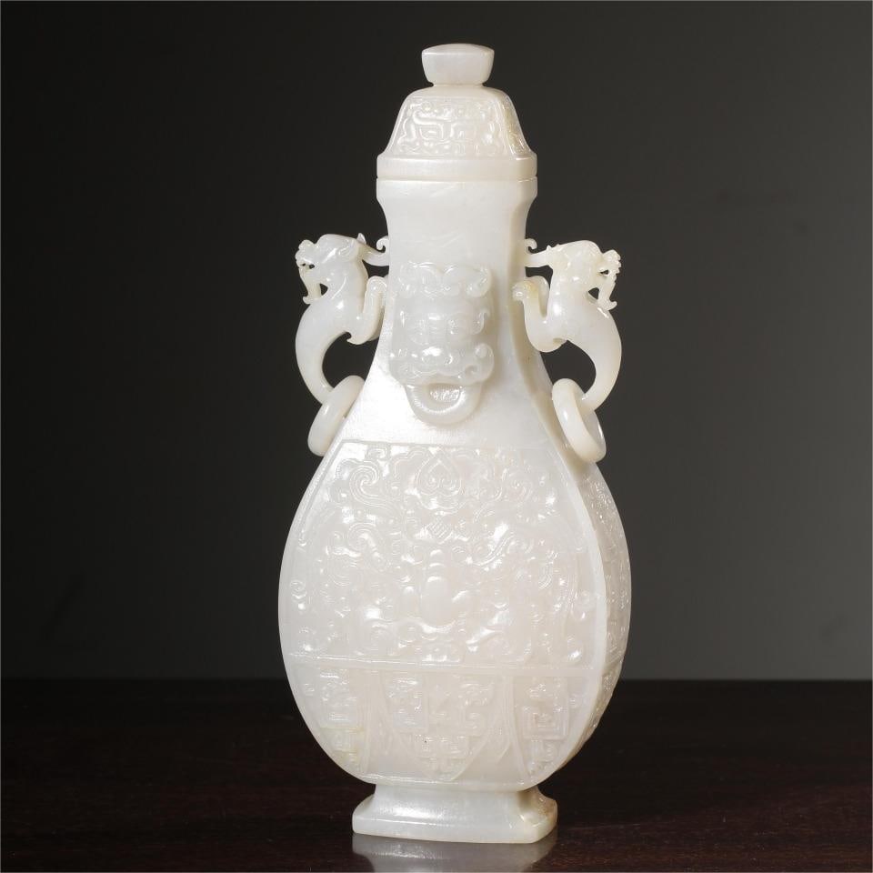 A Hetian jade amphora from the Qing Dynasty: Hetian jade amphora jade vase in the Qing Dynasty SIZE: H:21cm W:10cm T:4.5cm W:612g (The Dimensions Of All Batches Are Manually Measured.If You Need More Detailed Information, Please Contact Our Cust
