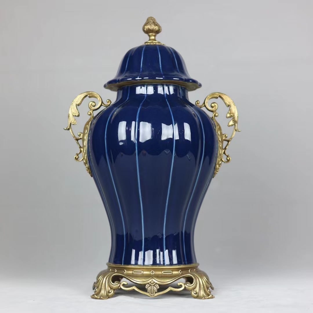 A sapphire blue glazed copper-laced amphora jar: Sapphire blue glazed copper lace amphora general jar SIZE: H:47cm mouthD:12cm D:28cm bottomD:19.5cm (The Dimensions Of All Batches Are Manually Measured.If You Need More Detailed Information, Please C