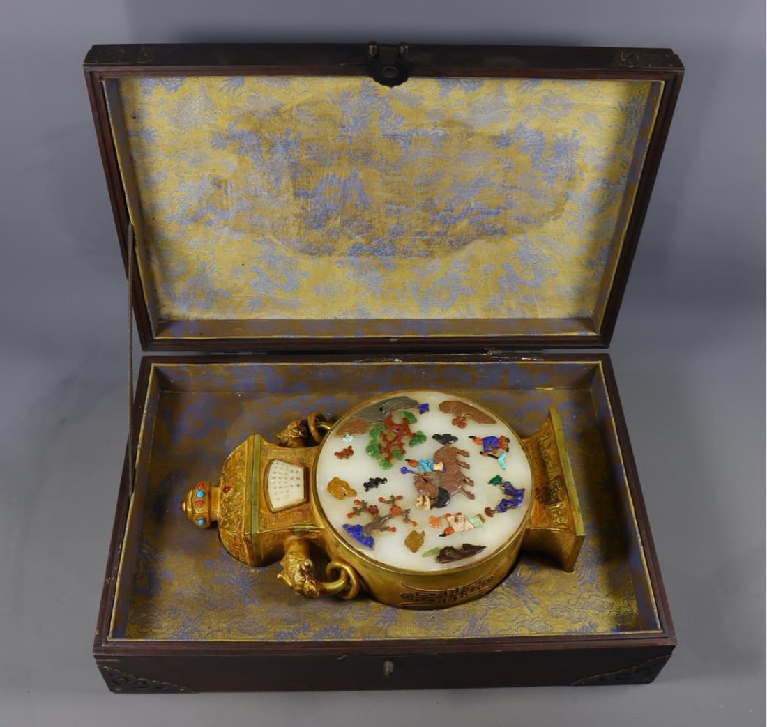 An Exquisite Gilt Bronze Inlaid Gems Character and Story Pattern with poem Double-Ears Vase (1 of 9)