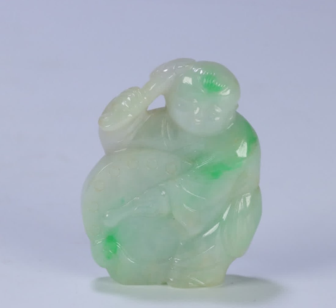 A piece of Qing Dynasty jade boy drum handle: Qing Dynasty jade boy drum handle SIZE: 4.65x3.6x1.05cm (The Dimensions Of All Batches Are Manually Measured.If You Need More Detailed Information, Please Contact Our Customer Service Before Bidding.)