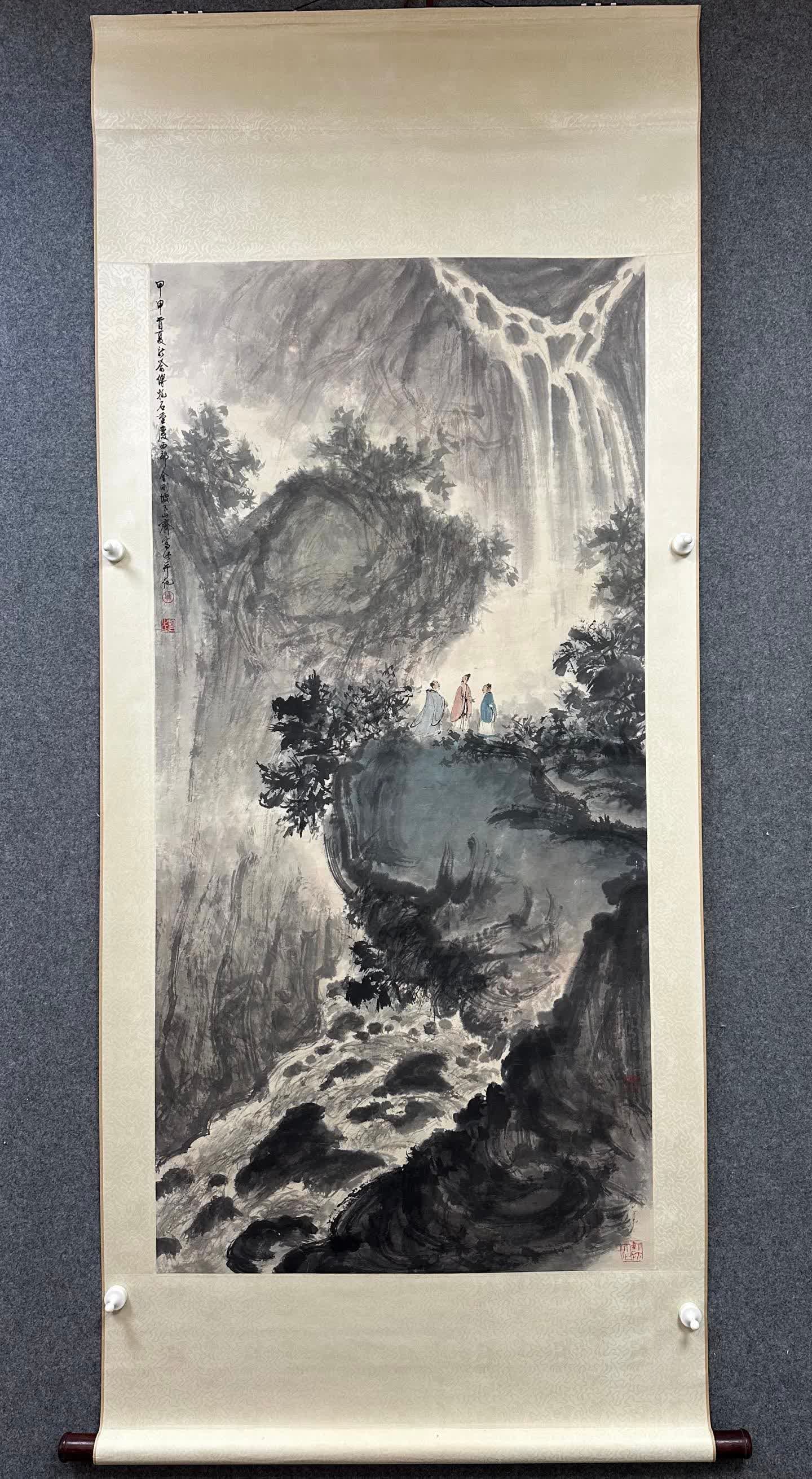 A landscape painting by Fu Baoshi: Fu Baoshi's landscape paintings SIZE: Core 68x138cm