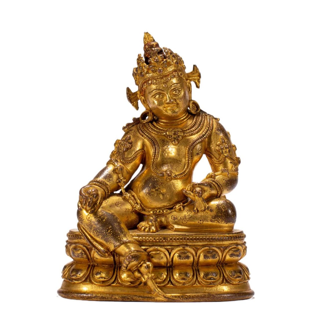 A bronze gilt Buddha statue of the Qing Dynasty: Qing Dynasty copper gilt Buddha statue SIZE: L:16cm W:11cm H:21.5cm W:2810g (The Dimensions Of All Batches Are Manually Measured.If You Need More Detailed Information, Please Contact Our Customer Serv