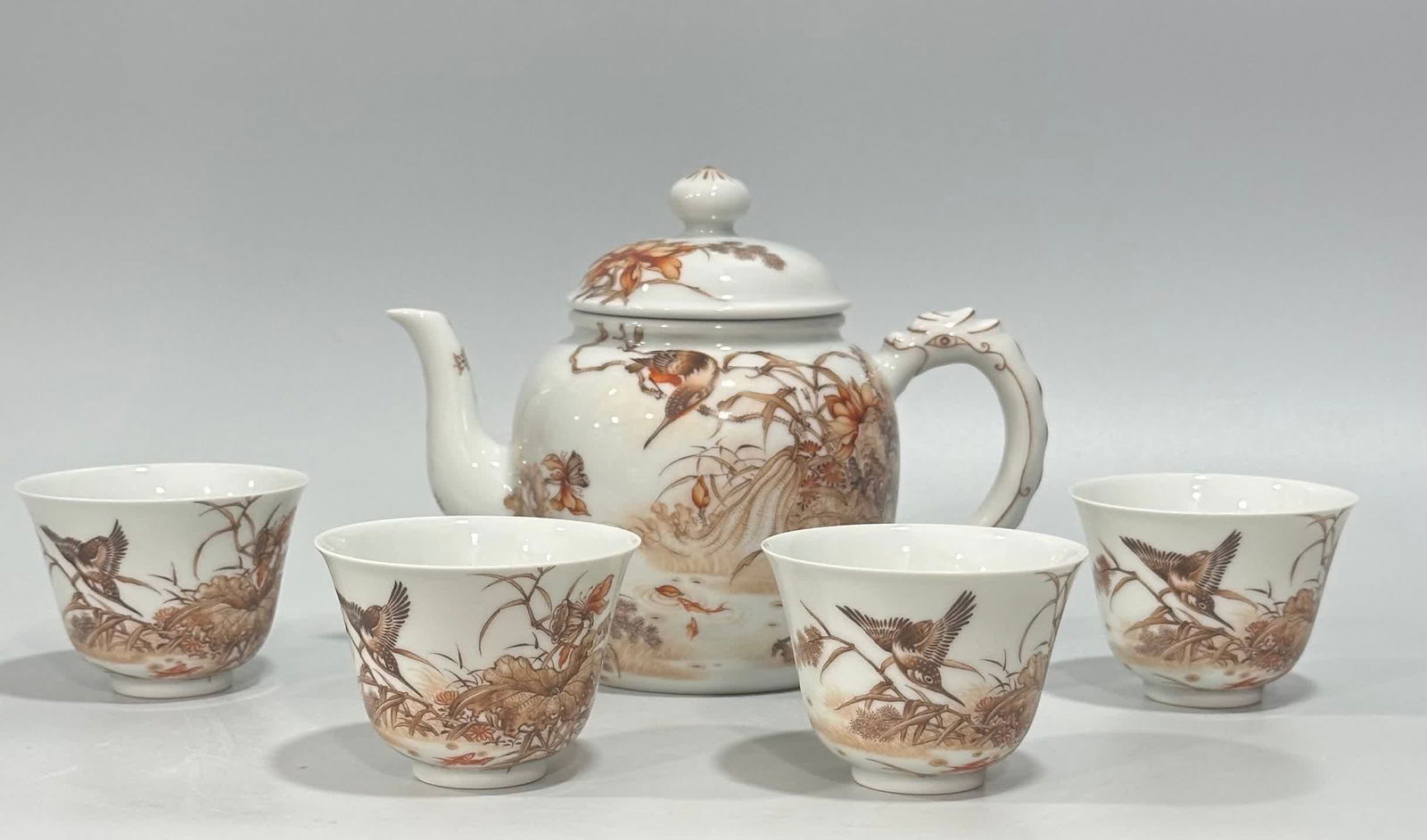 A pot of four cups of Qing Yongzheng red ink color flower and bird poetry (1 of 9)