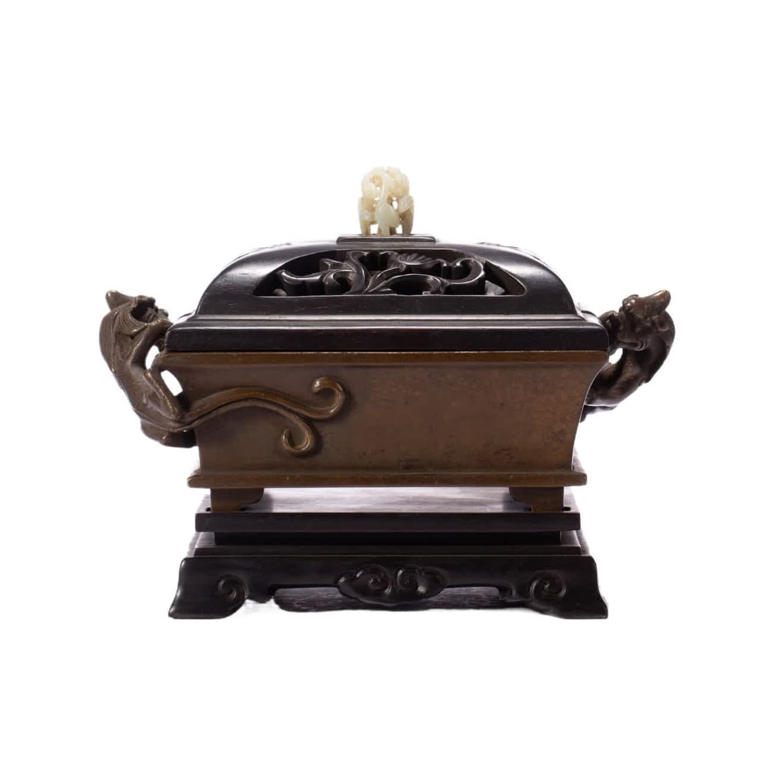 A Qing Dynasty copper beast ear furnace: Qing Dynasty copper beast ear furnace SIZE: L:19cm W:11cm H:15cm W:1920g (The Dimensions Of All Batches Are Manually Measured.If You Need More Detailed Information, Please Contact Our Customer Service