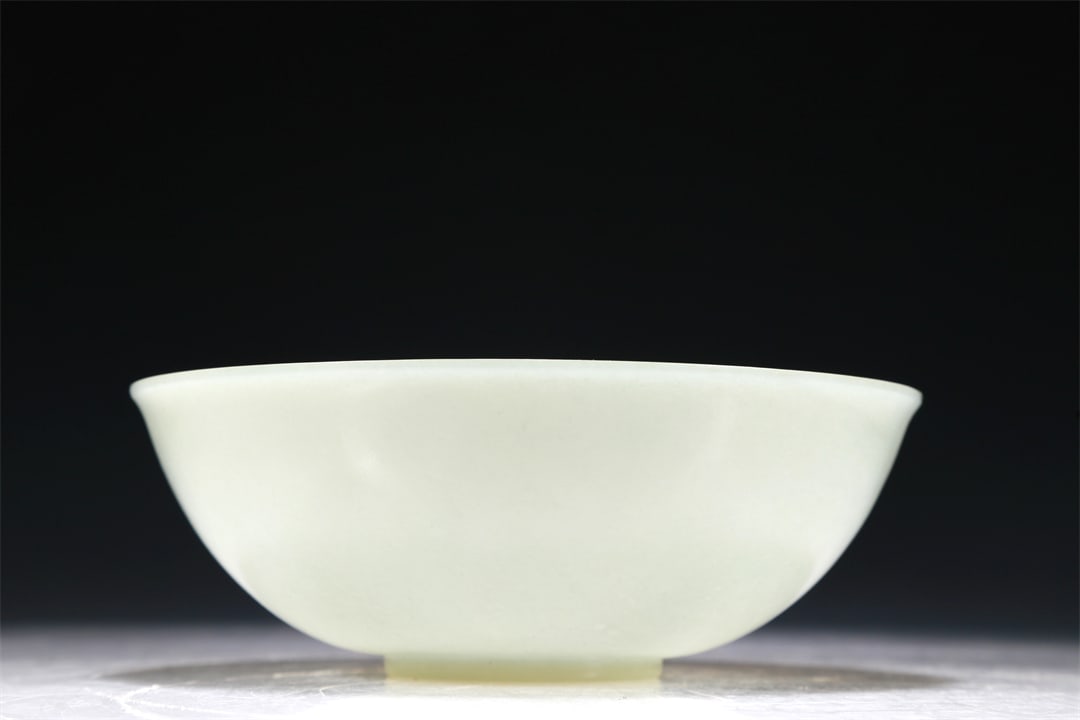 A Marvelous White Jade Bowl (1 of 4)