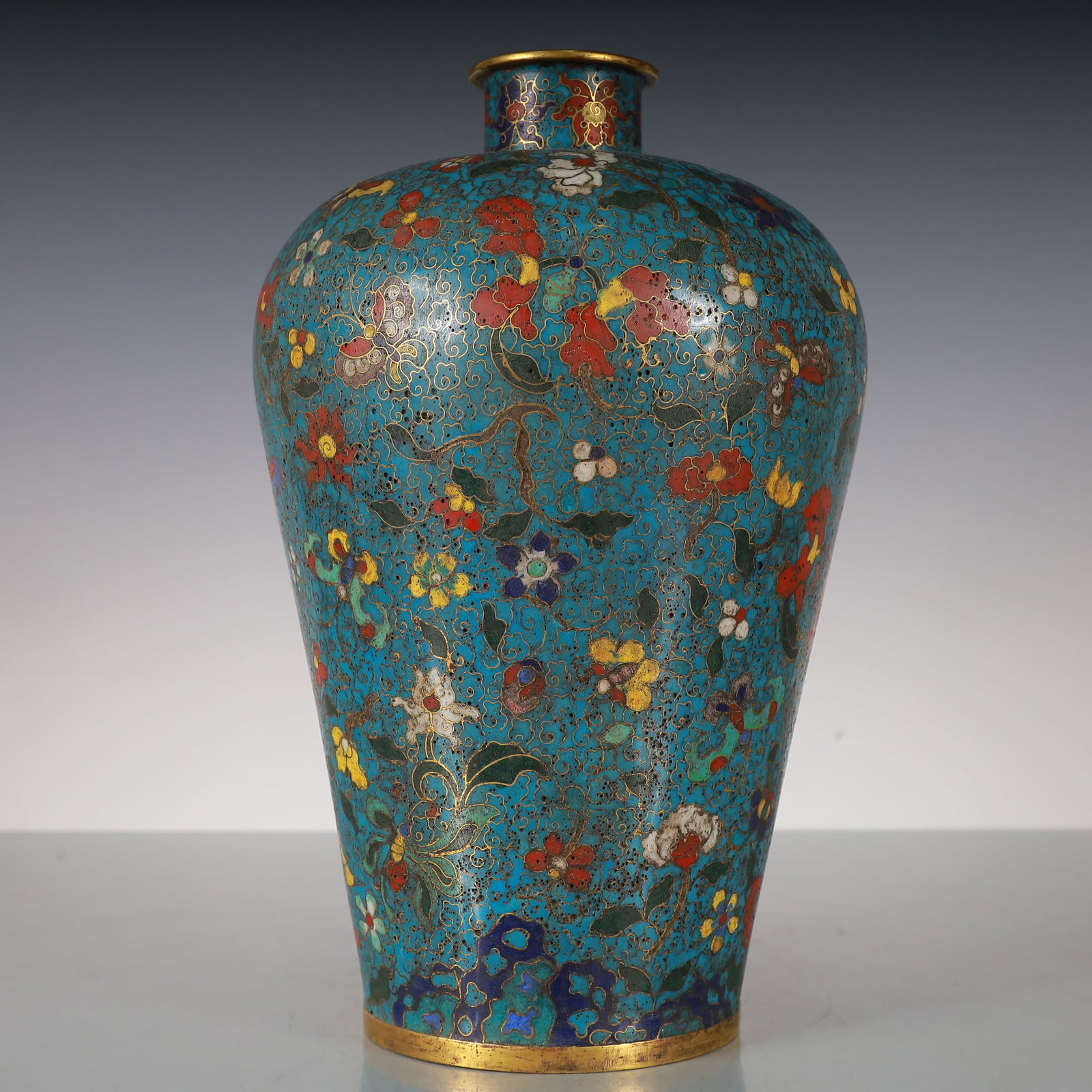 An Exquisite Cloisonne Gilt Bronze Flower Pattern Vase (1 of 8)
