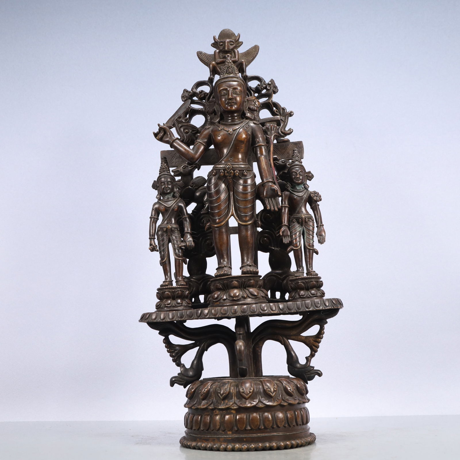A Exquisite Coppery Statue of Manjusri (1 of 10)