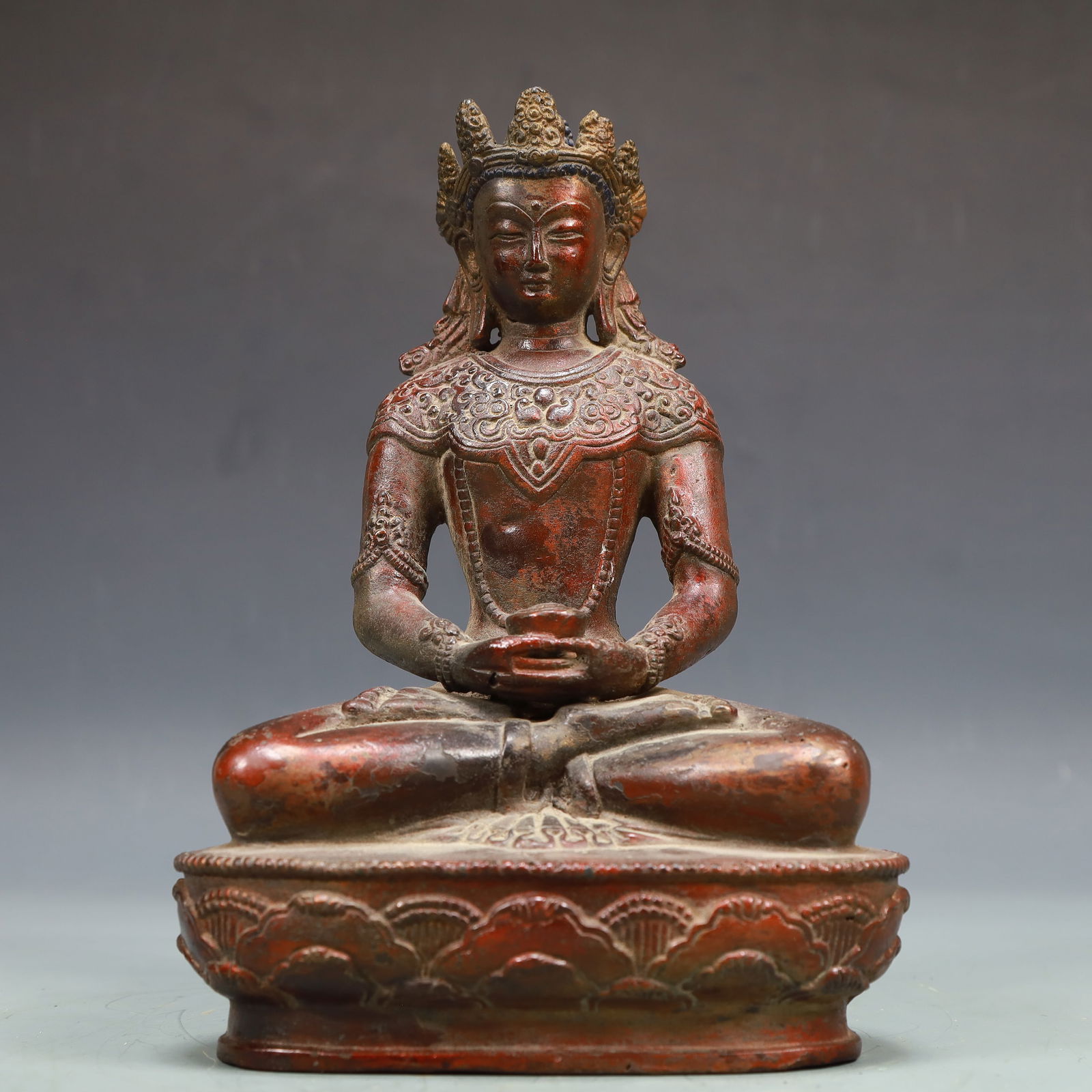 A Exquisite Coppery Statue of Amitayus (1 of 9)