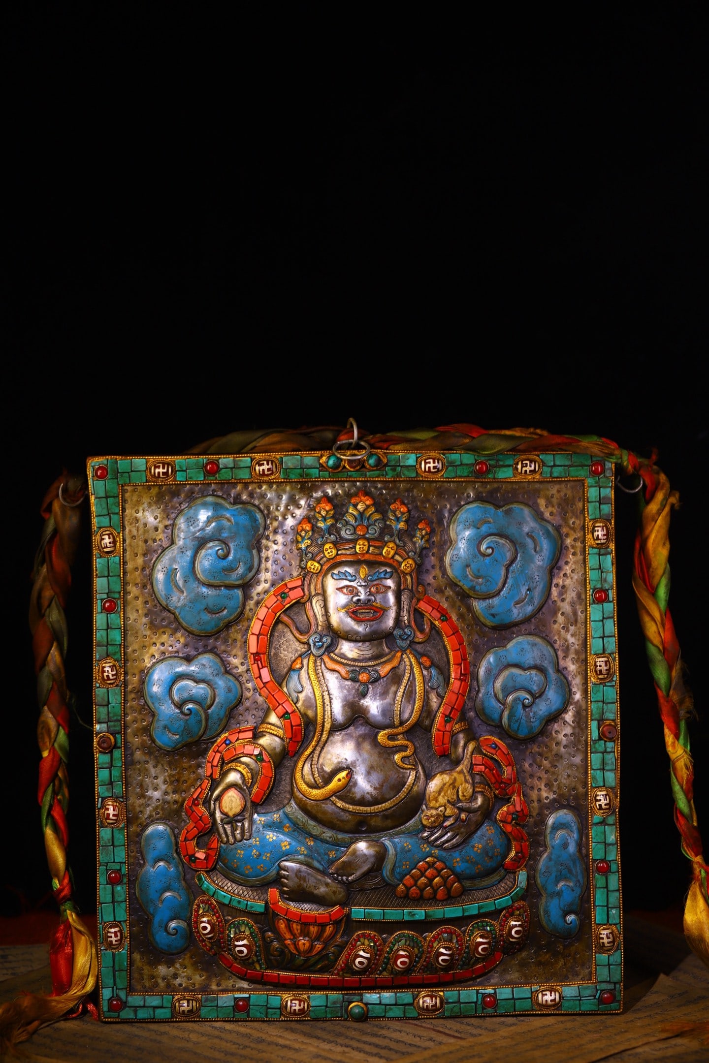 An Exquisite Iron Painted Color Tangka (1 of 9)