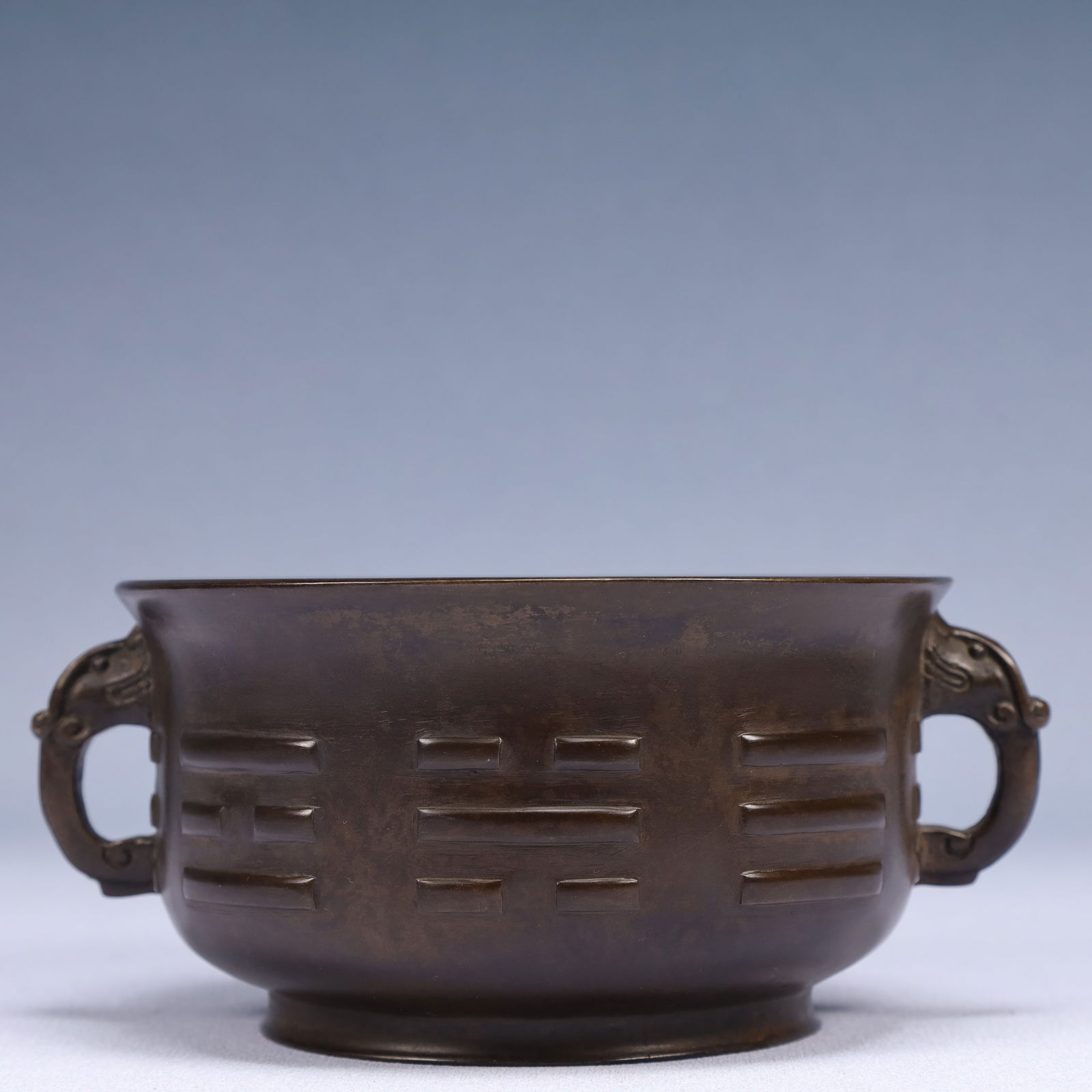 An Exquisite Bronze Double-Ears Censer: An Exquisite Bronze Double-Ears Censer Qing Dynasty, China Size:17cmx14cmx7.5cm Weight:1050g (The Dimensions Of All Batches Are Manually Measured.If You Need More Detailed Information, Please