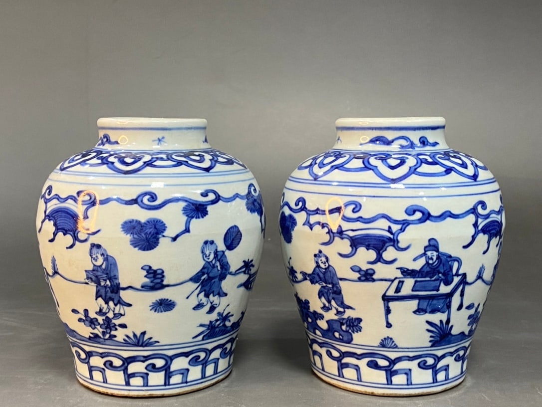 An Exquisite Blue and White Character and Story Pattern Jar (1 of 9)