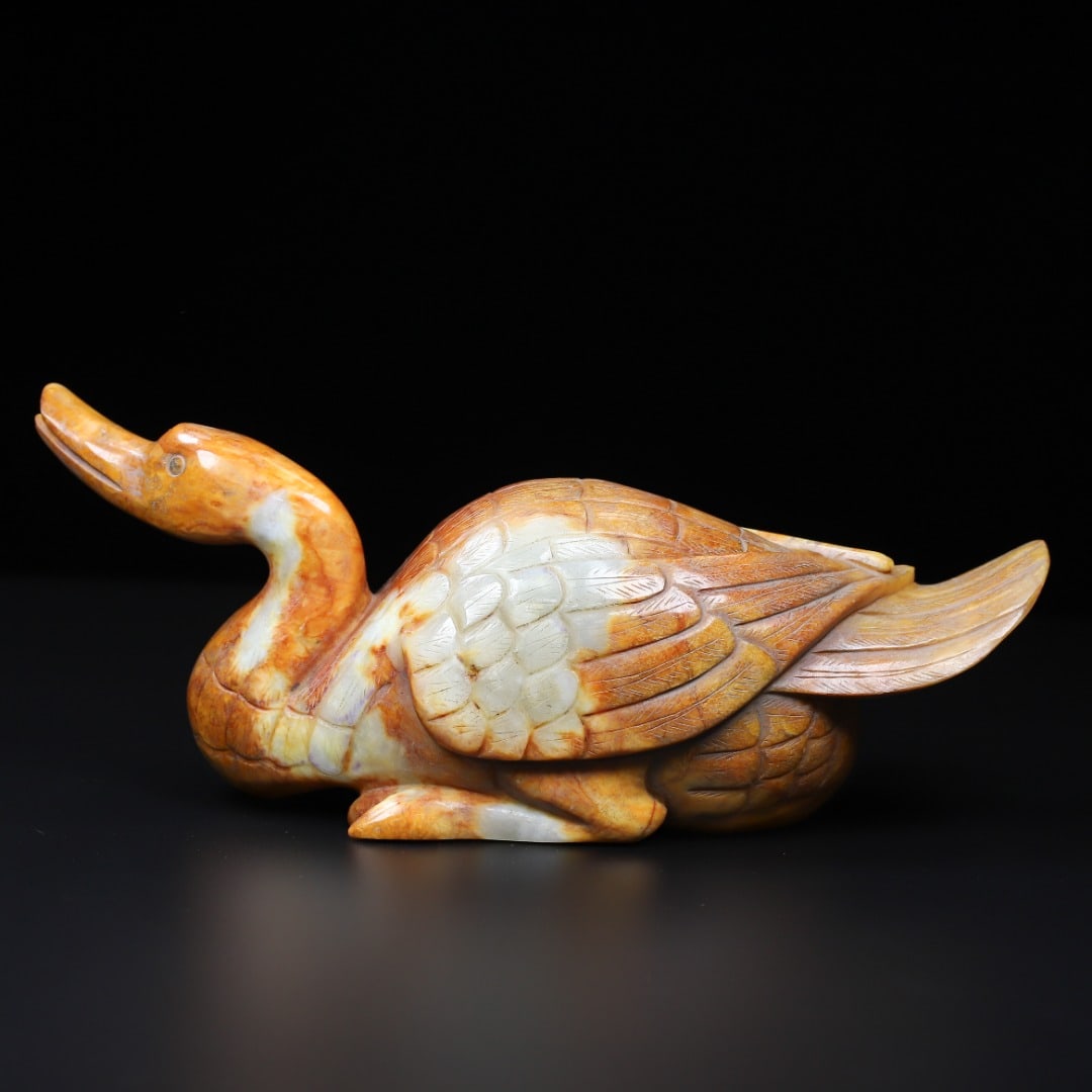 An Exquisite White Jade Bird Ornament: An Exquisite White Jade Bird Ornament Han Dynasty, China Size:27cmx9cmx10.5cm Weight:2.44kg (The Dimensions Of All Batches Are Manually Measured.If You Need More Detailed Information, Please Contact O