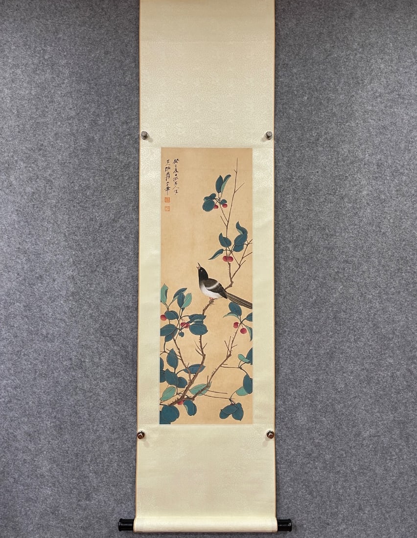 A picture of Zhang Daqian's gongbi flowers and birds: Zhang Daqian's Gongbi Flower and Bird Picture Flower core Size:90x30cm (The Dimensions Of All Batches Are Manually Measured.If You Need More Detailed Information,Please Contact Our Customer Service Be