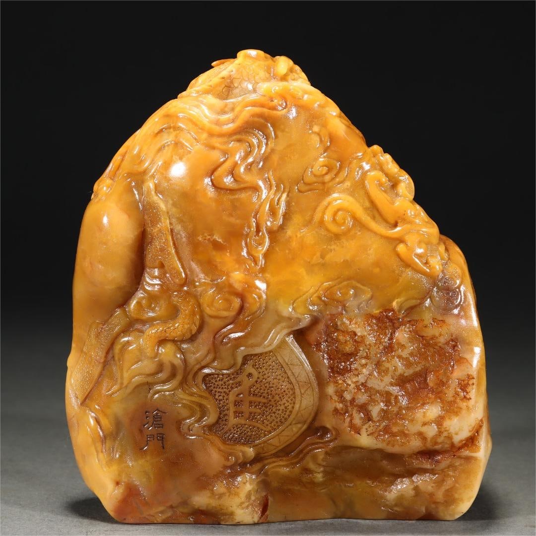 A beautiful Hetian jade ornament: Exquisite Hetian jade ornaments Size:W:1828g H:14cm W:12.5cm (The Dimensions Of All Batches Are Manually Measured.If You Need More Detailed Information,Please Contact Our Customer Service Before Biddi