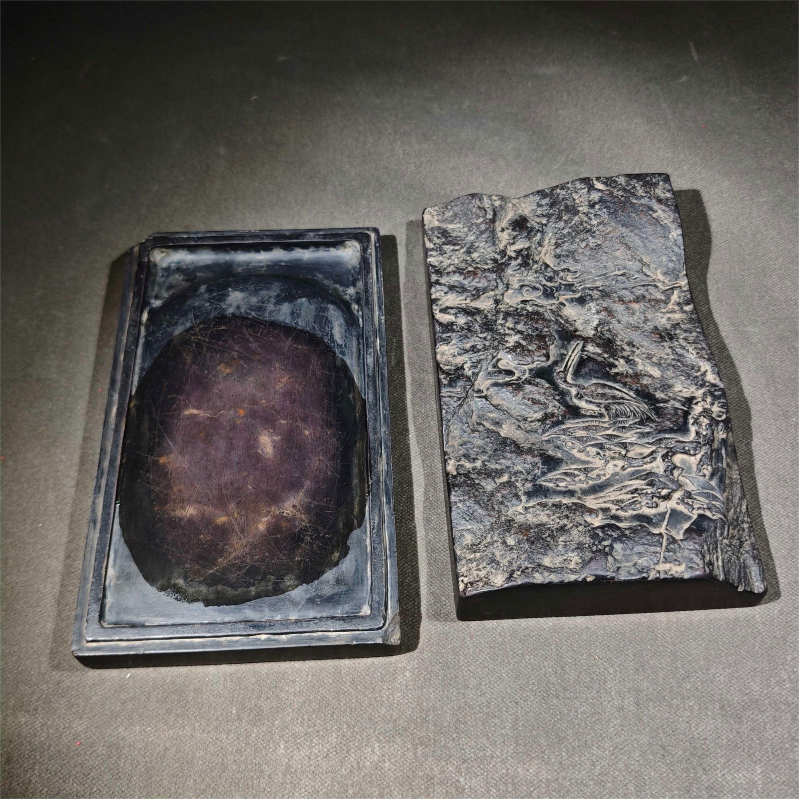 A Gu Yanwu style of Duanshi set inkstone: Gu Yanwu's end stone set inkstone Size:L:24.7cm W:14.4cm T:6.4cm (The Dimensions Of All Batches Are Manually Measured.If You Need More Detailed Information,Please Contact Our Customer Service Before B