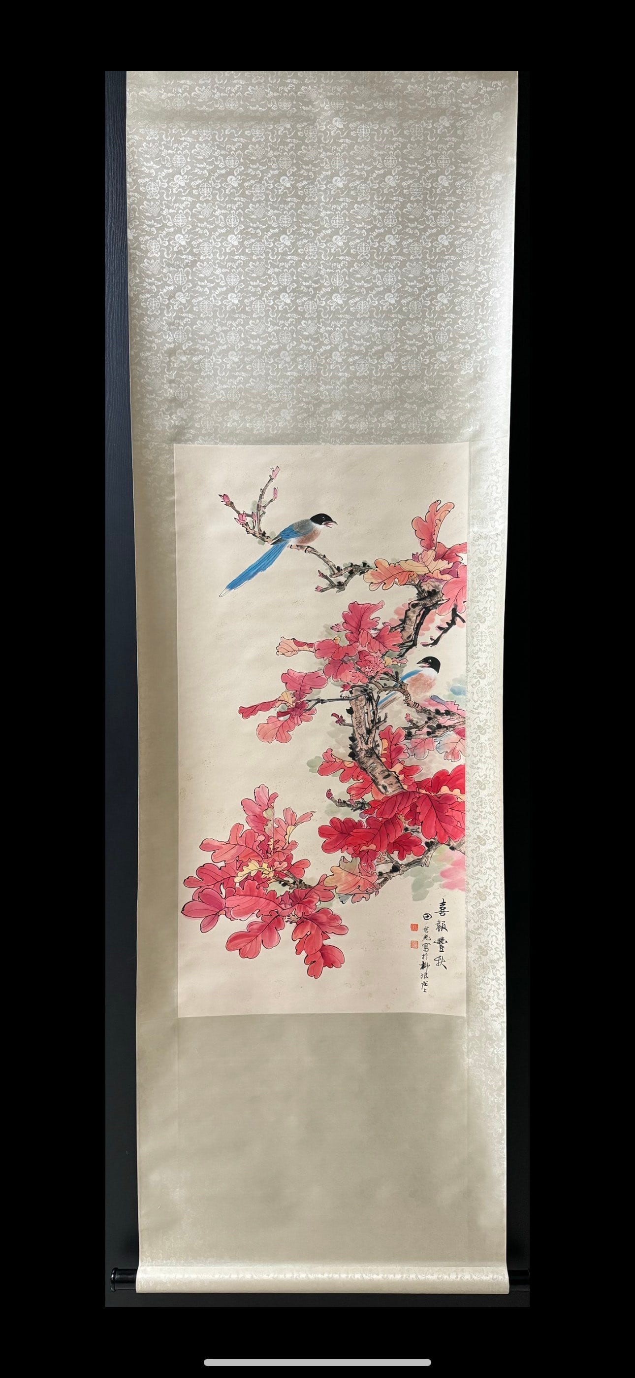 A picture of Tian Shiguang's flowers and birds: Tian Shiguang's flower and bird picture Size:99x50cm (The Dimensions Of All Batches Are Manually Measured.If You Need More Detailed Information,Please Contact Our Customer Service Before Bidding.)