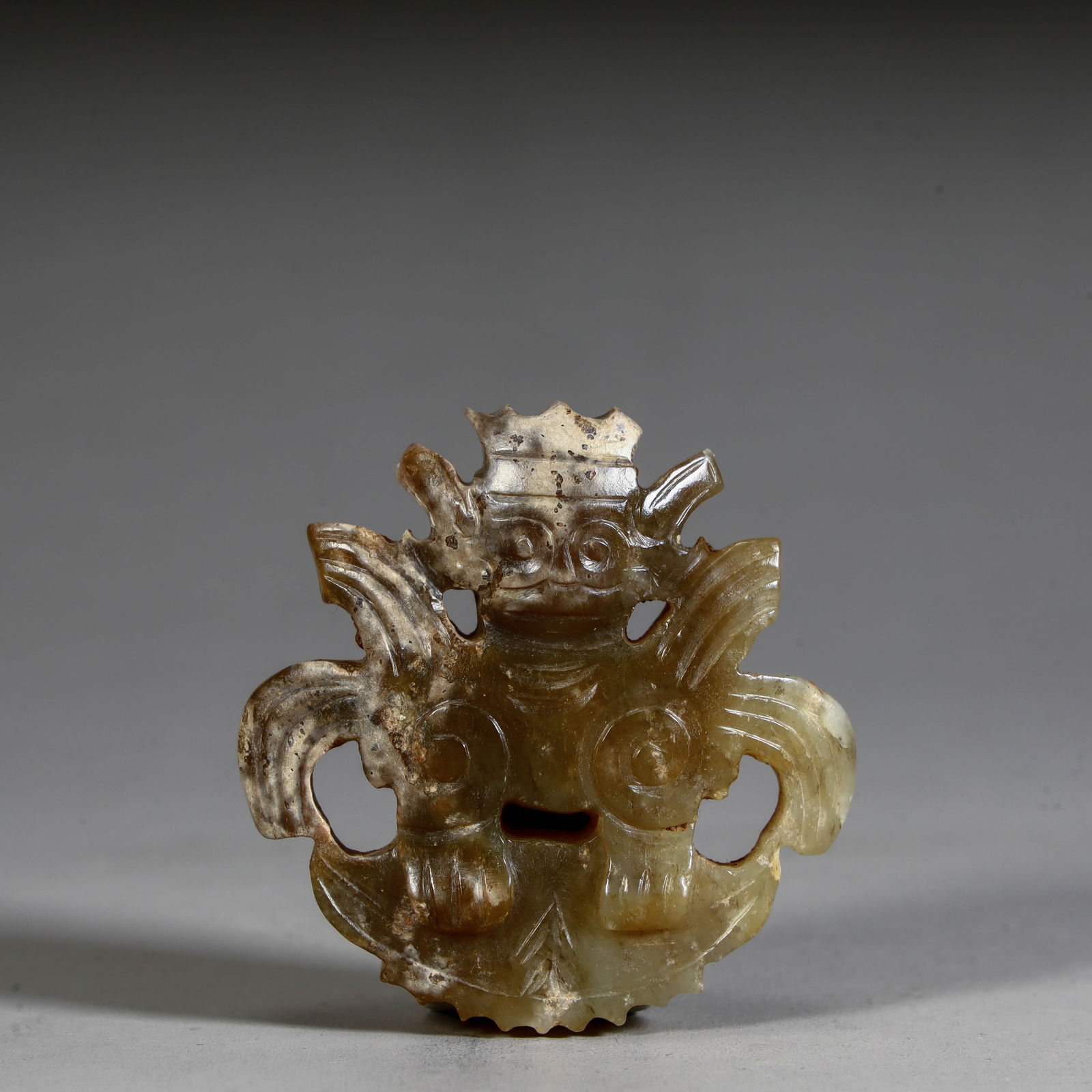 An ancient jade ornament of the Qing Dynasty (1 of 9)