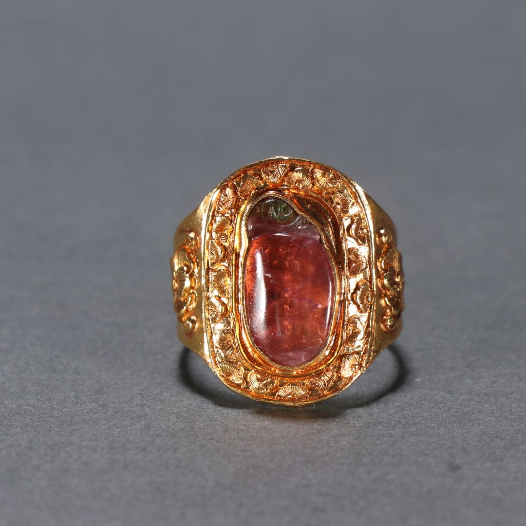 A silver-gilt tourmaline ring from the Qing Dynasty (1 of 9)