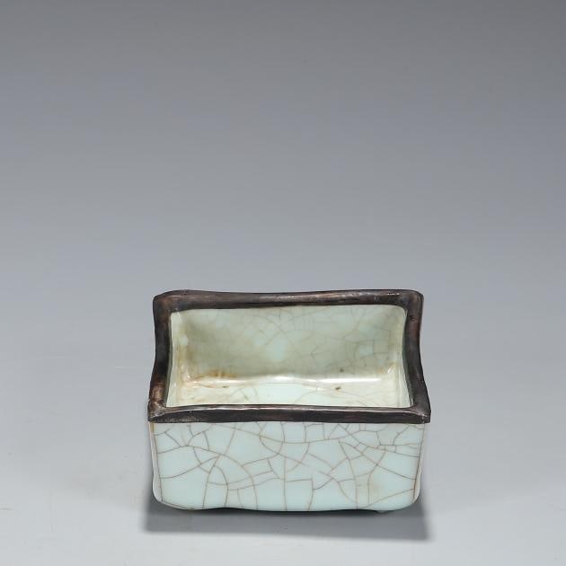 A blue-glazed silver mouth square wash of the official kiln of the Song Dynasty (1 of 6)