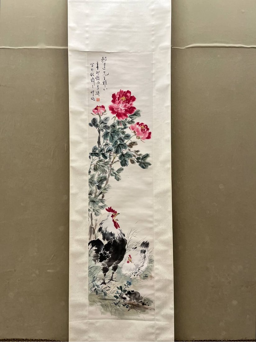 A picture of Wang Xuetao's rooster: Wang Xuetao's rooster picture Size:137X34cm (The Dimensions Of All Batches Are Manually Measured.If You Need More Detailed Information,Please Contact Our Customer Service Before Bidding.)