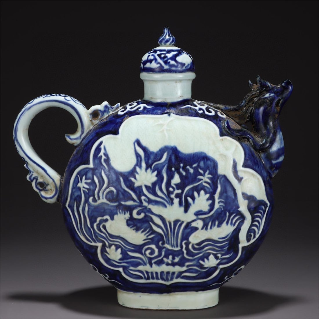 A blue and white white pot of the Yuan Dynasty is full of delicate pictures of phoenix head flat (1 of 9)