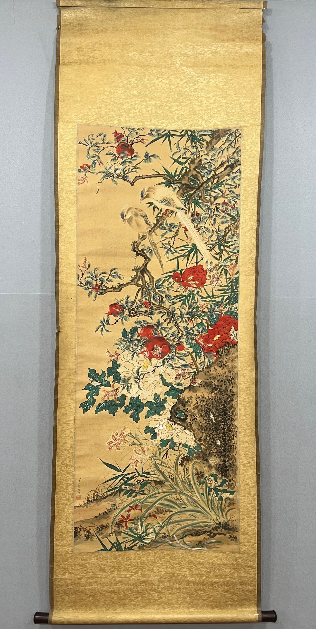 An original framed scroll on silk by Wang Chengpei (1 of 11)