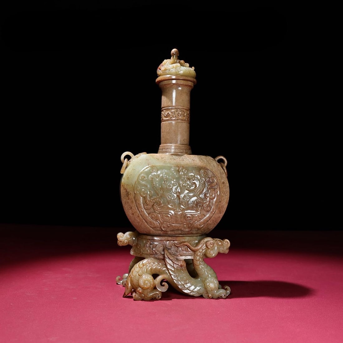 A beautiful Hetian jade birth pit full of work bottles: The exquisite Hetian jade birth pit is full of work bottles Size:283X126X85mm W:1426g (The Dimensions Of All Batches Are Manually Measured.If You Need More Detailed Information,Please Contact Our Cust