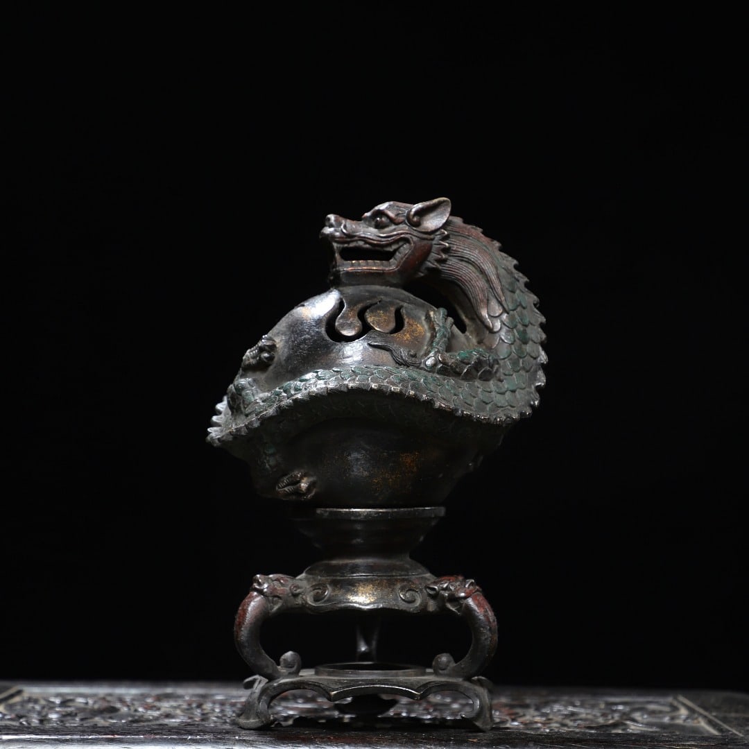 A beautiful copper rubbing gold dragon ball incense burner: Exquisite copper rubbing gold dragon ball incense burner Size:H:23cm W:13cm W:1.38kg (The Dimensions Of All Batches Are Manually Measured.If You Need More Detailed Information,Please Contact Our Custo