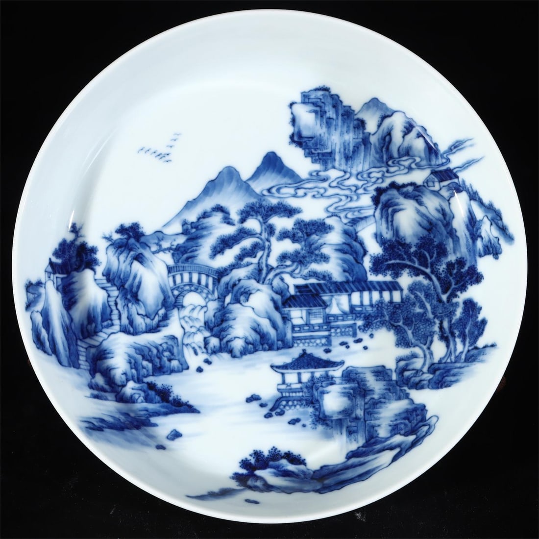 A beautiful landscape pattern pot: Exquisite landscape pattern pot Size:H:4.2cm Calibre:17.8cm (The Dimensions Of All Batches Are Manually Measured.If You Need More Detailed Information,Please Contact Our Customer Service Before Biddin