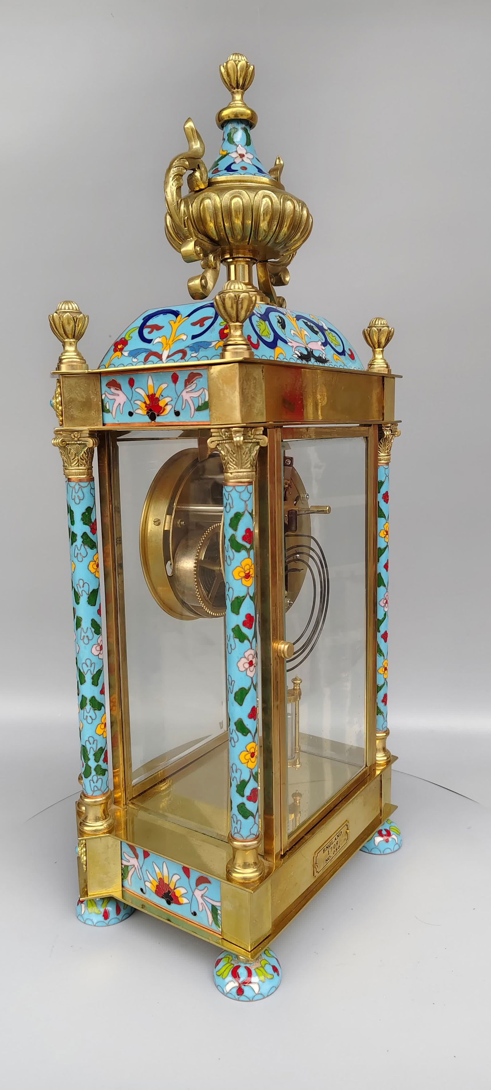 A classical cloisonné enamel clock - 6