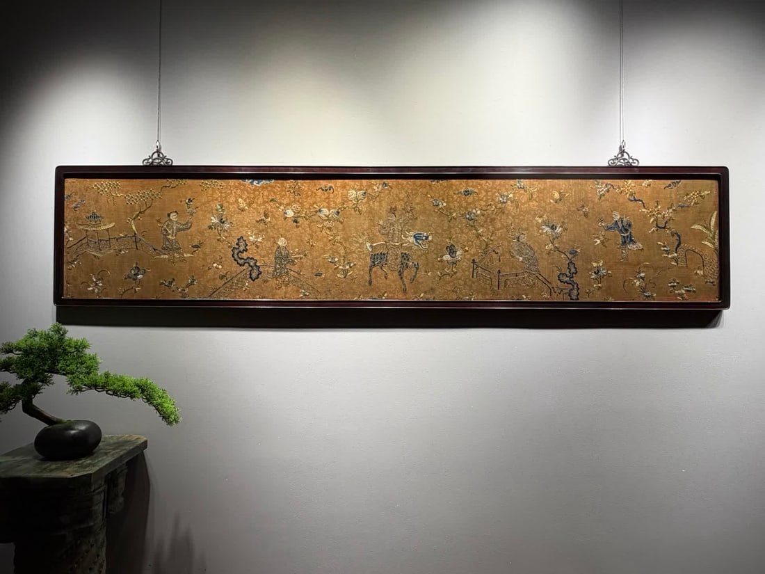 A piece of mid-Qing Dynasty Jindi Su embroidery "Qilin Sending Son" (1 of 8)