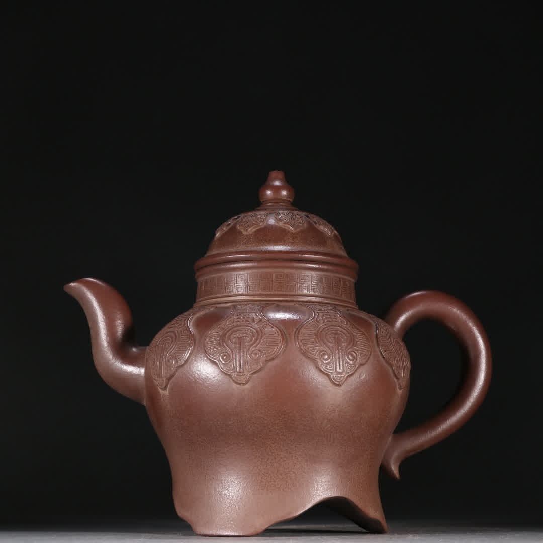 A Chen Mingyuan purple sand lantern palace teapot (1 of 9)