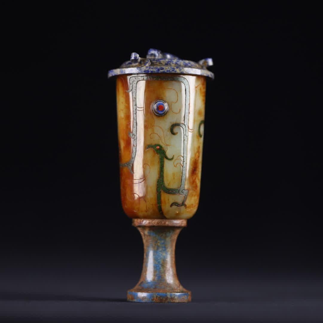 One piece Goblet with lid (1 of 10)