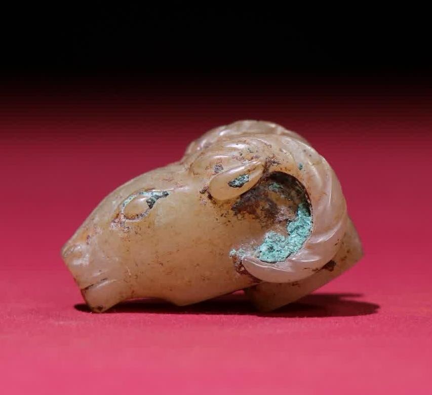 A Han Dynasty jade sheep's head (1 of 9)
