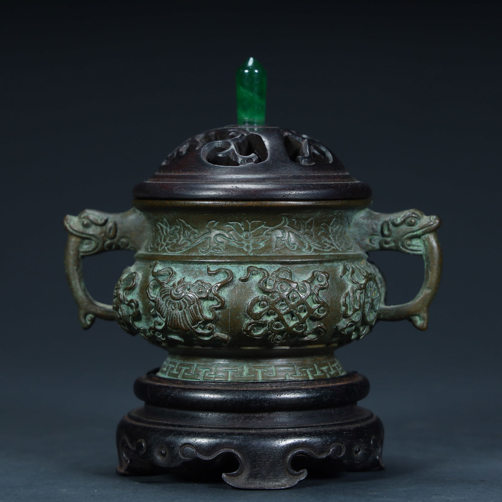 A Qing Dynasty copper tire antique animal pattern aroma burner (1 of 12)