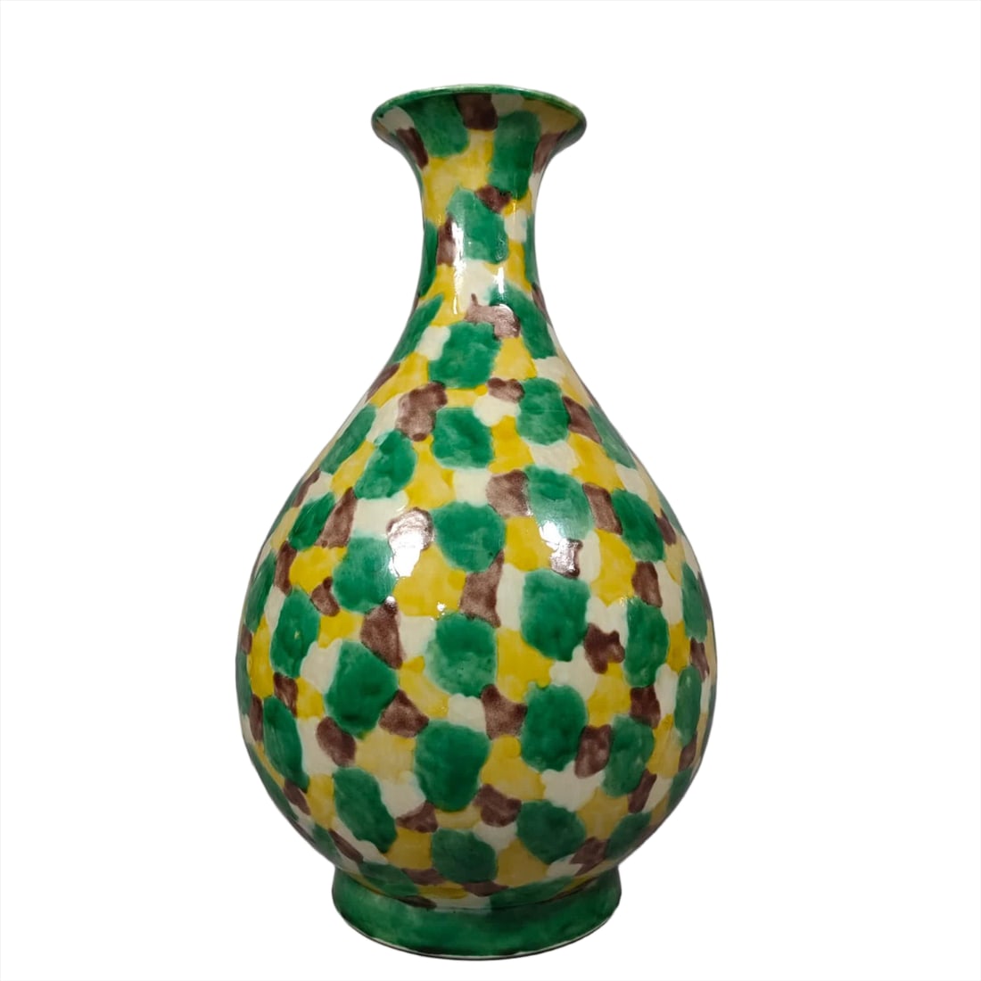 A Qing Dynasty jade pot spring plain three colors: Qing Dynasty jade pot spring plain three colors SIZE: H:35cm W:22cm (The Dimensions Of All Batches Are Manually Measured.If You Need More Detailed Information, Please Contact Our Customer Service Befo