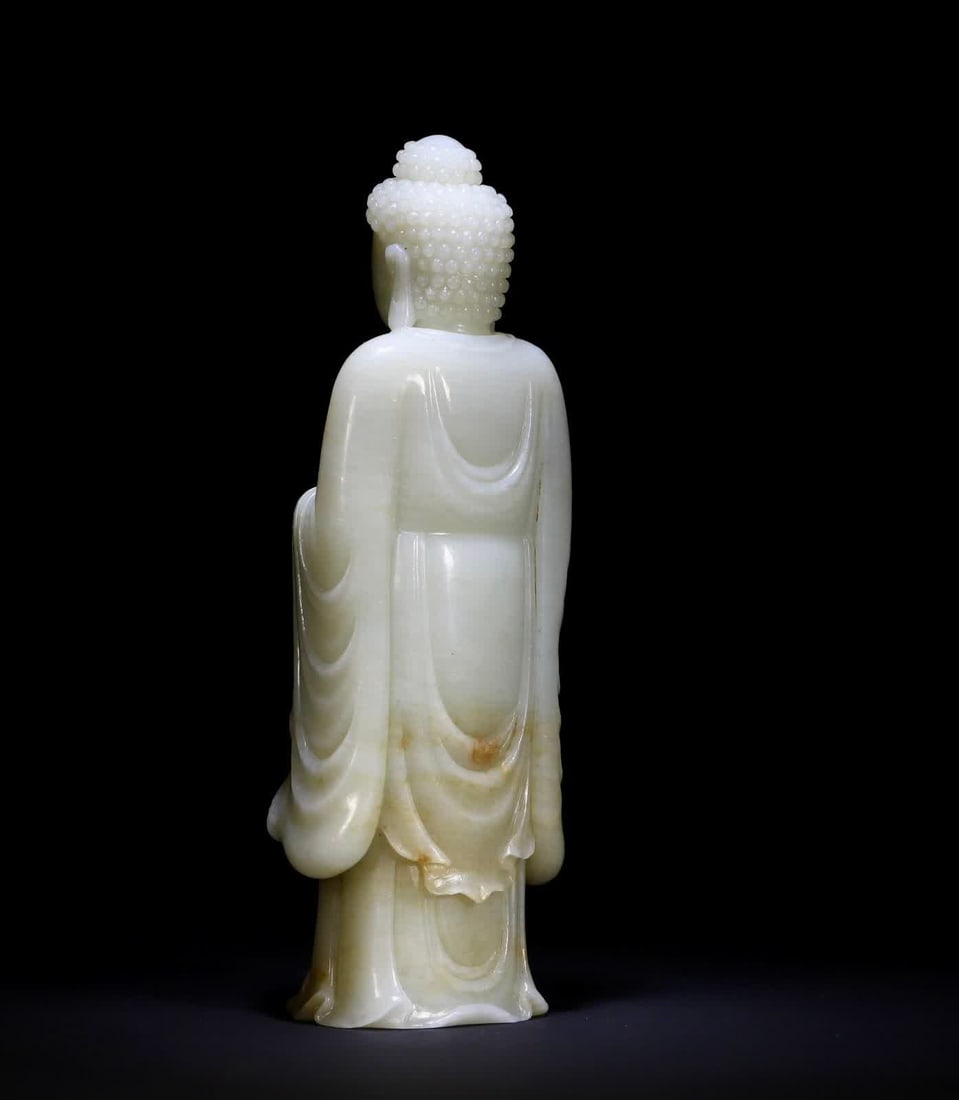 A statue of Shakyamuni Buddha in the Qing Dynasty (1 of 10)