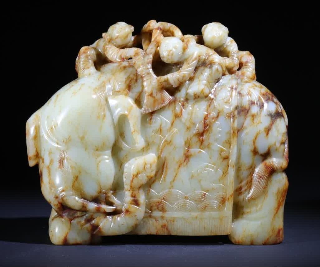 A Qing Dynasty Taiping elephant boy washing elephant ornament (1 of 12)