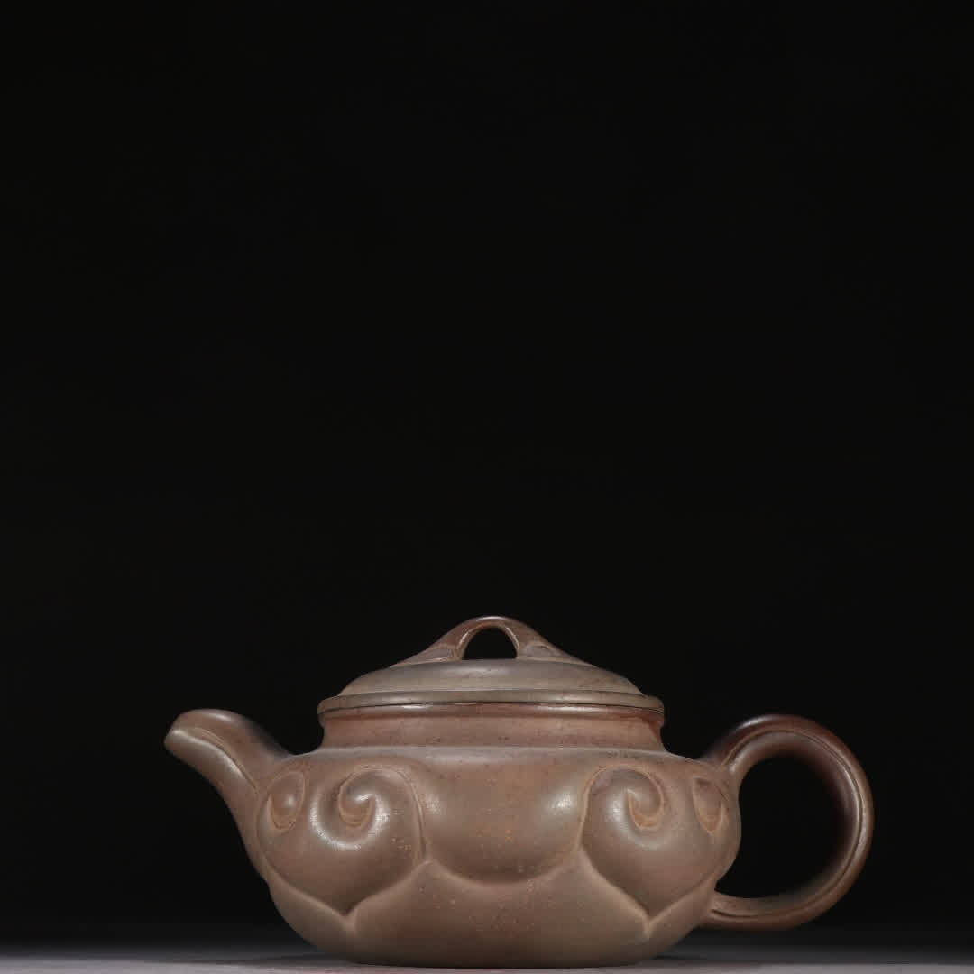 A Gu Jingzhou antique ruyi pot: Gu Jingzhou imitates the ancient ruyi pot SIZE: H:9.8cm W:19.9cm (The Dimensions Of All Batches Are Manually Measured.If You Need More Detailed Information, Please Contact Our Customer Service Before