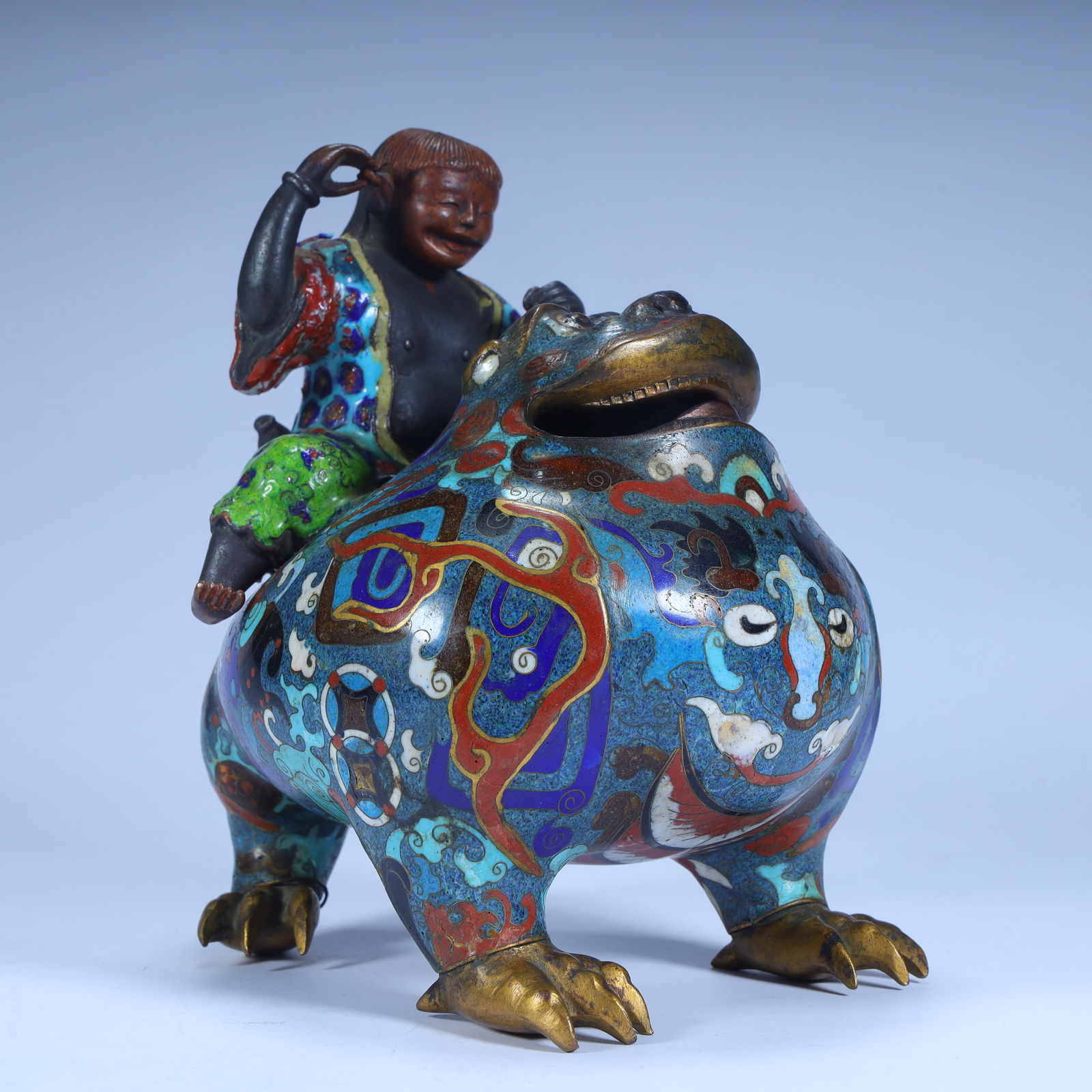 A piece of Qing Dynasty copper tire cloisonné enamel bangs play golden toad aromatherapy (1 of 11)