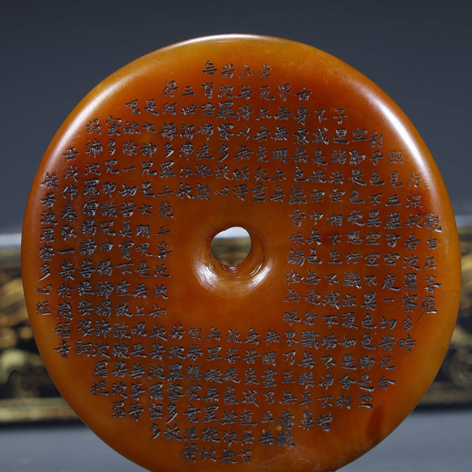 A piece of Qing Dynasty turquoise auspicious beast (child and female beast) handle piece (with: Qing Dynasty turquoise auspicious beast (child and female beast) handle piece (with brocade box) SIZE: SIZE: H: 3.5cm L: 6cm W: 2.5cm W: 92g (The Dimensions Of All Batches Are Manually Measured.If You