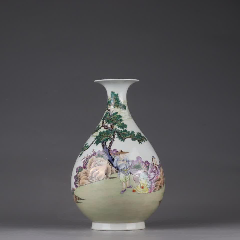 A piece of Qing Yongzheng pastel character story jade pot spring (1 of 9)