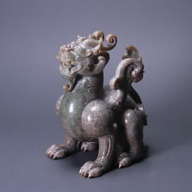An ancient jade beast (1 of 9)