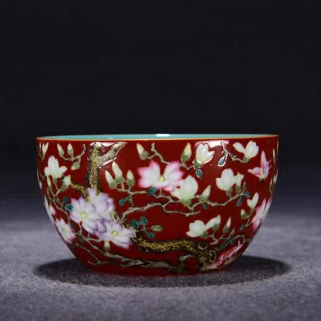 A Qing Qianlong red background pastel magnolia pattern cup: Qing Qianlong red background pastel magnolia pattern cup SIZE: H:4.5cm W:9cm (The Dimensions Of All Batches Are Manually Measured.If You Need More Detailed Information, Please Contact Our Customer Ser