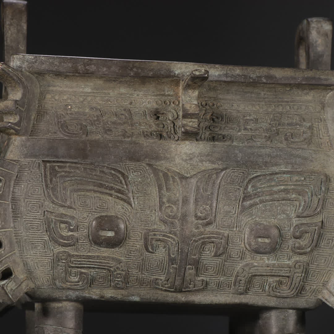 A copper gluttonous pattern square tripod - 2