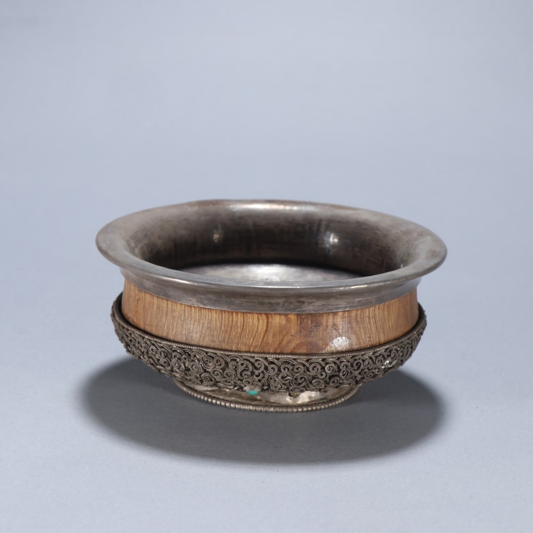 A fine sterling silver wrapped wooden offering bowl (1 of 9)